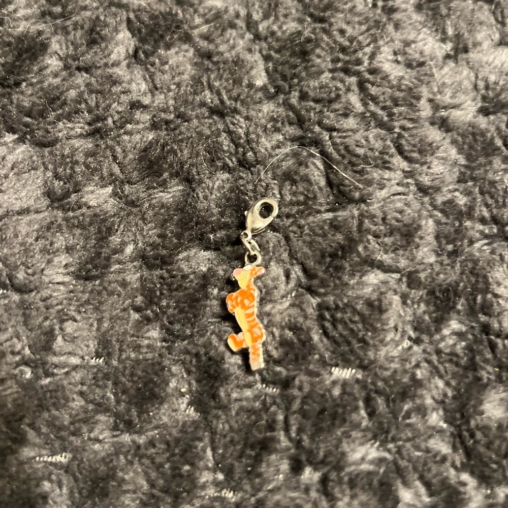Like new Disney Tigger charm for bracelet